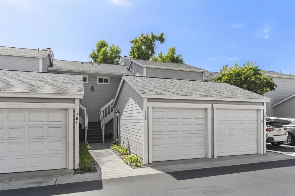 108 Mangano Circle Encinitas, CA 92024
