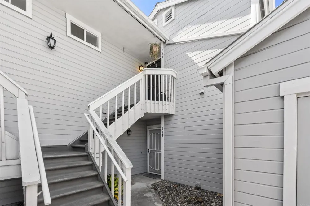 108 Mangano Circle Encinitas, CA 92024