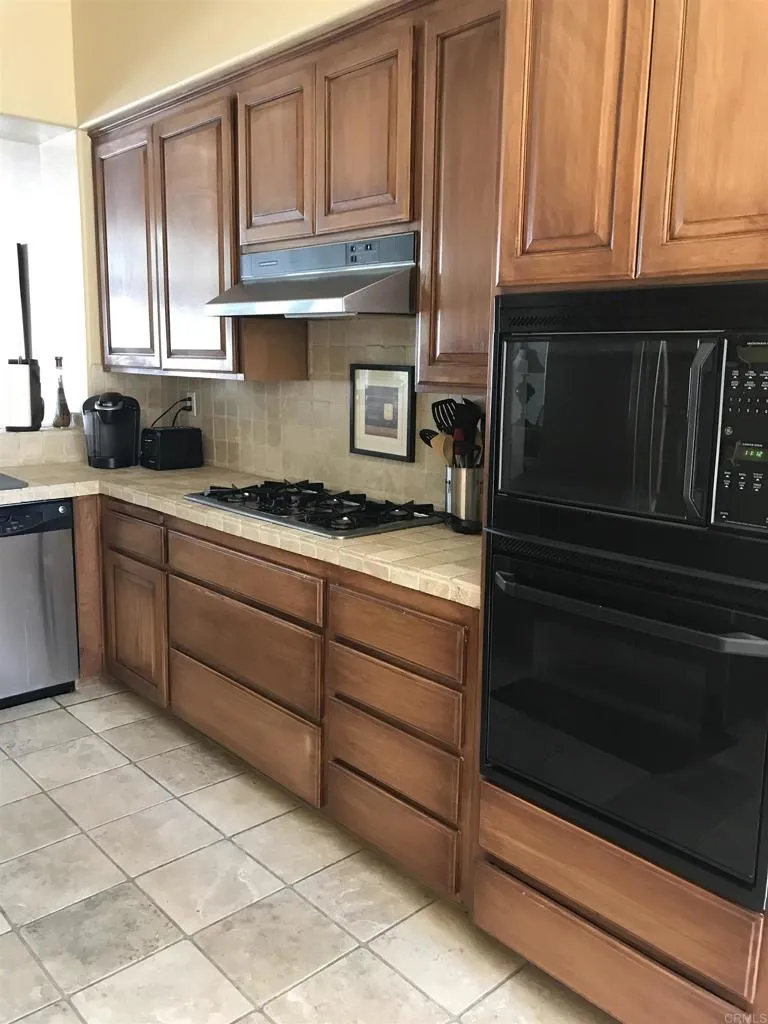 3720 Callle Cortejo Rancho Santa Fe, CA 92091