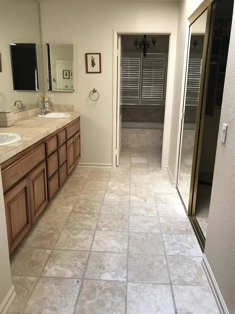 3720 Callle Cortejo Rancho Santa Fe, CA 92091