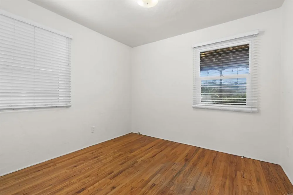 3219 Goldfinch Street San Diego, CA 92103