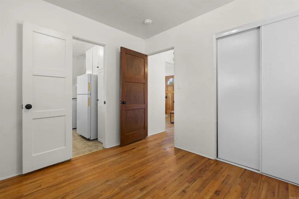 3219 Goldfinch Street San Diego, CA 92103