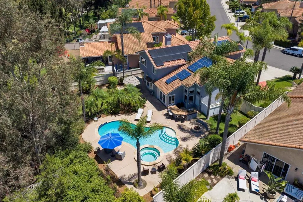 1659 Countryside Drive Vista, CA 92081