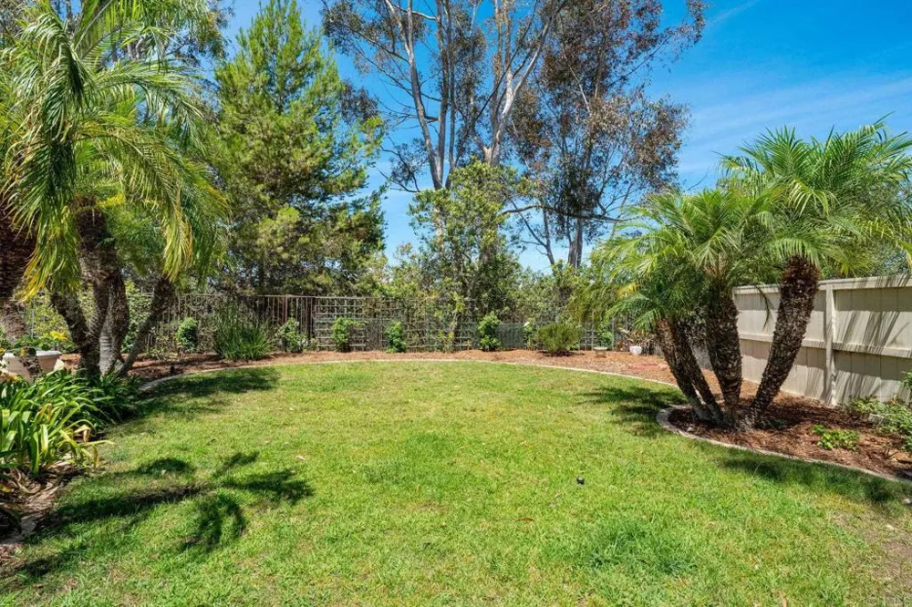 1659 Countryside Drive Vista, CA 92081