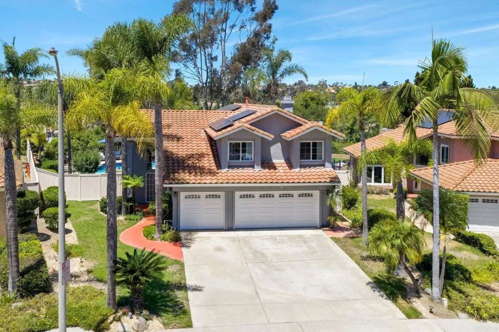 1659 Countryside Drive Vista, CA 92081