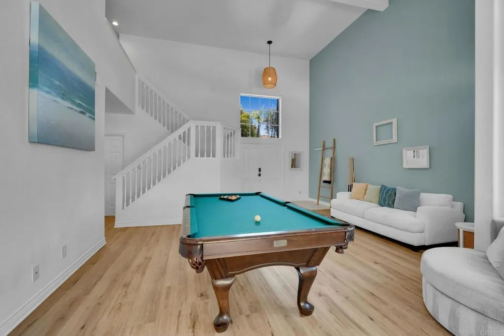 1659 Countryside Drive Vista, CA 92081