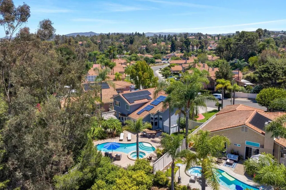 1659 Countryside Drive Vista, CA 92081