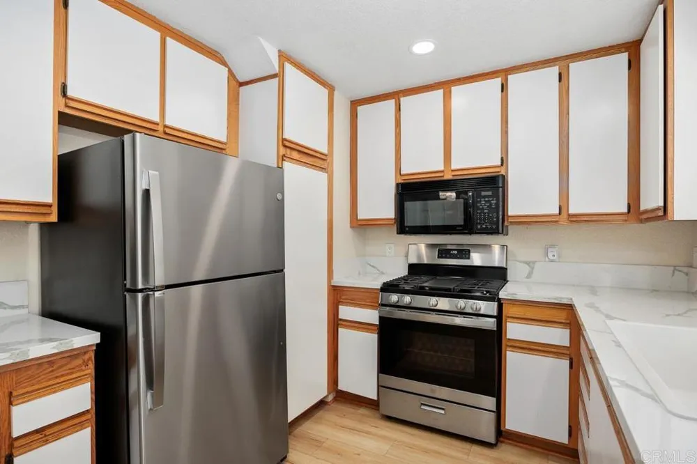 9910 Scripps Vista Way #4 San Diego, CA 92131