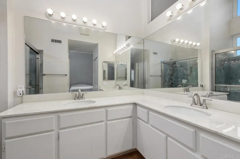 9910 Scripps Vista Way #4 San Diego, CA 92131