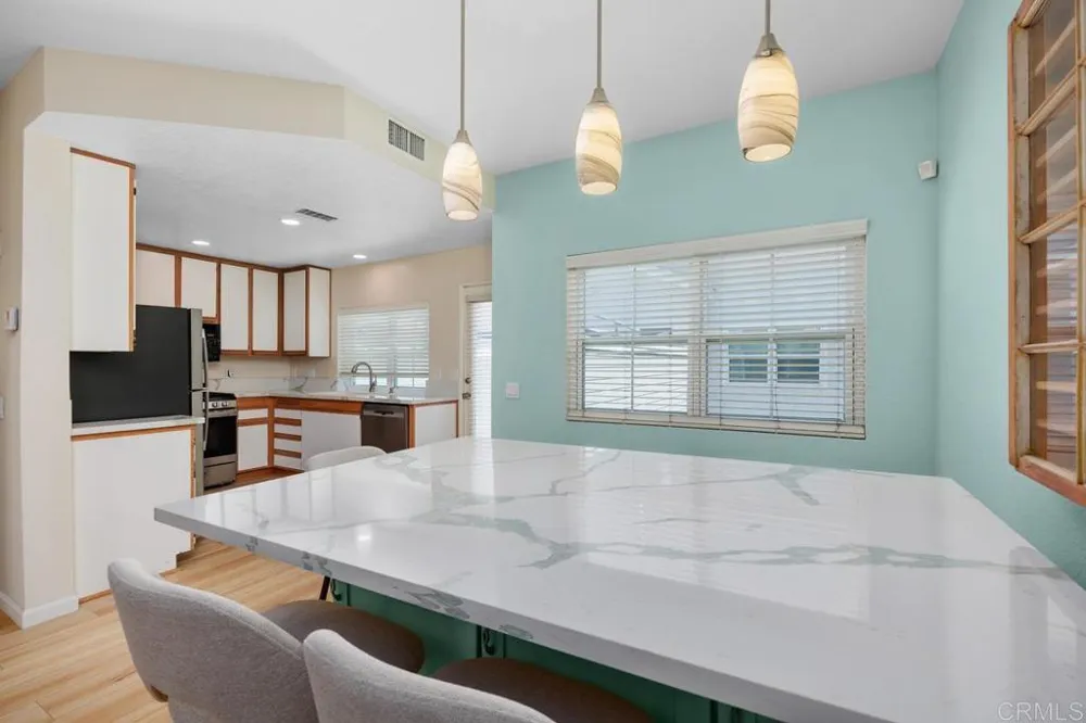 9910 Scripps Vista Way #4 San Diego, CA 92131