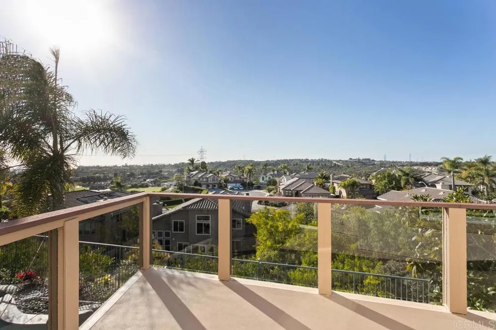 6947 Dusty Rose Place Carlsbad, CA 92011