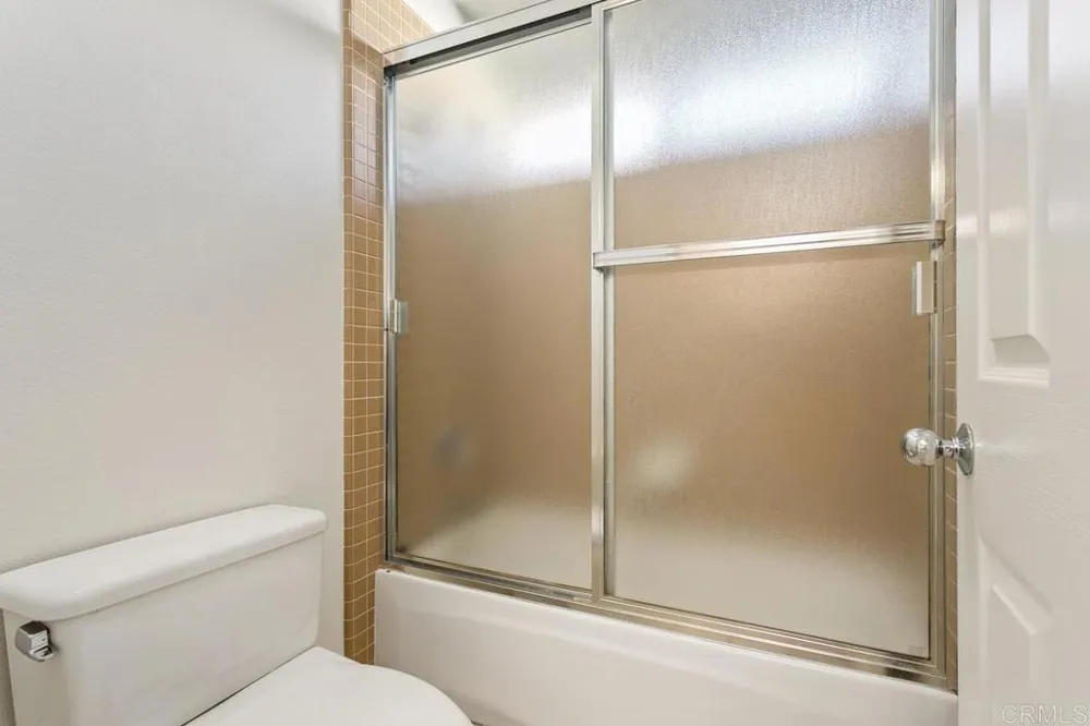 6947 Dusty Rose Place Carlsbad, CA 92011