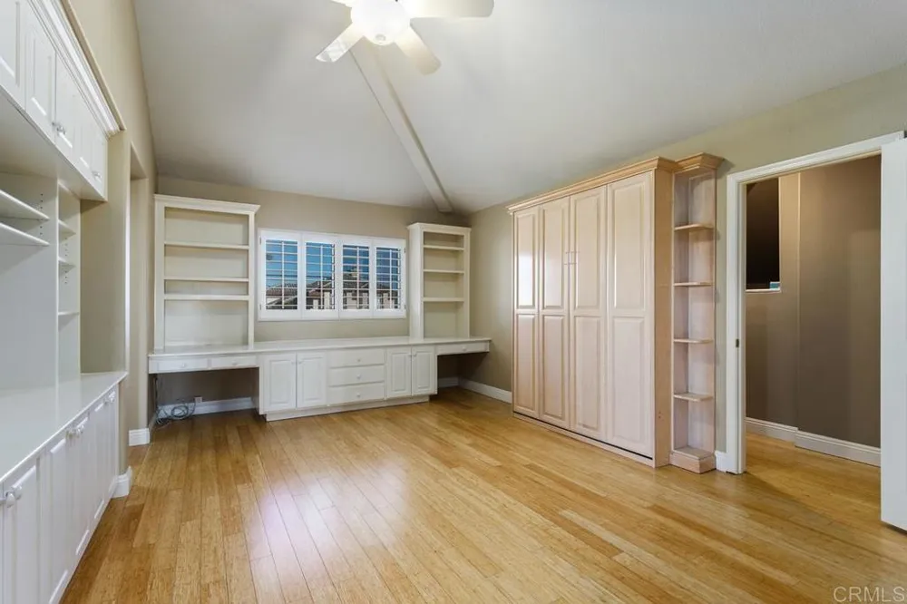 6947 Dusty Rose Place Carlsbad, CA 92011