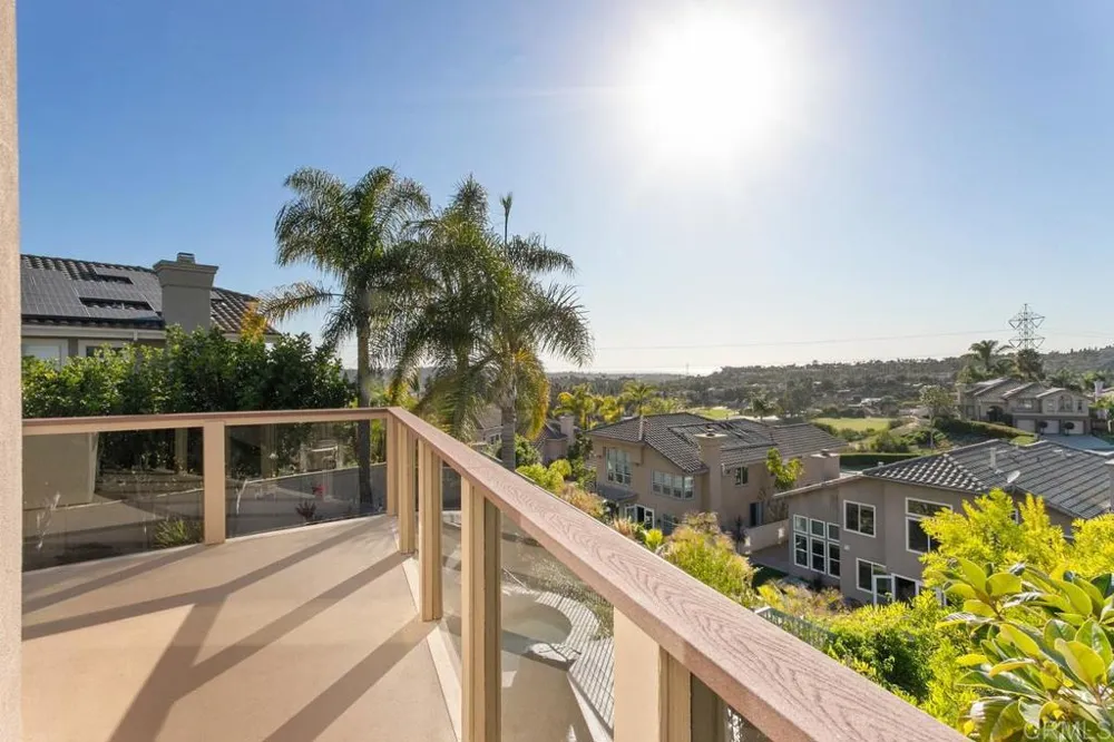 6947 Dusty Rose Place Carlsbad, CA 92011