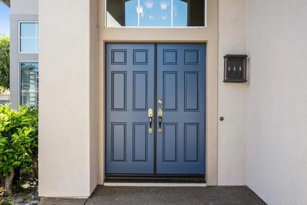 6947 Dusty Rose Place Carlsbad, CA 92011