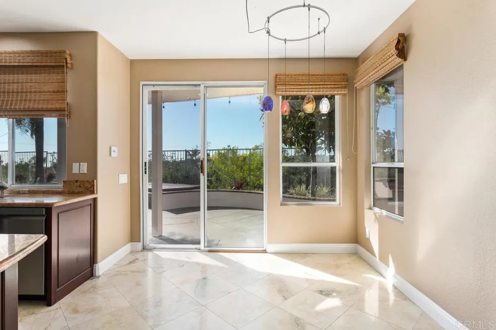 6947 Dusty Rose Place Carlsbad, CA 92011