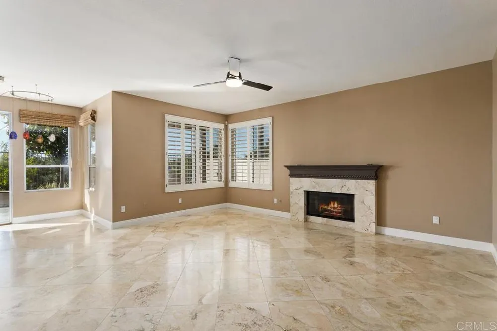 6947 Dusty Rose Place Carlsbad, CA 92011