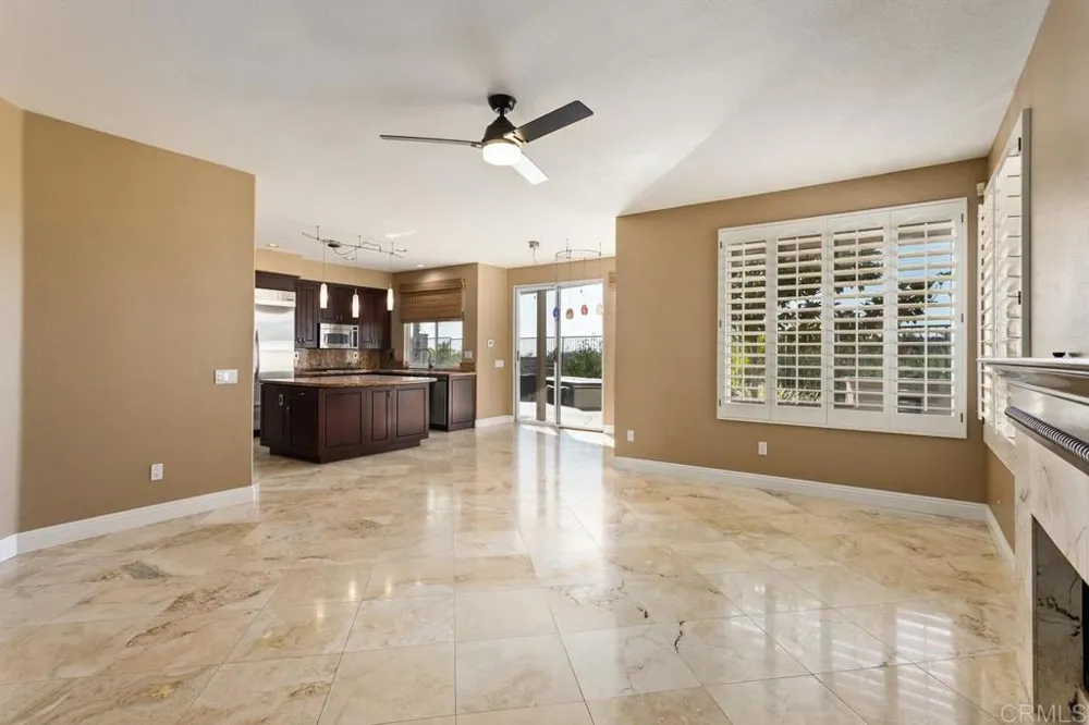 6947 Dusty Rose Place Carlsbad, CA 92011