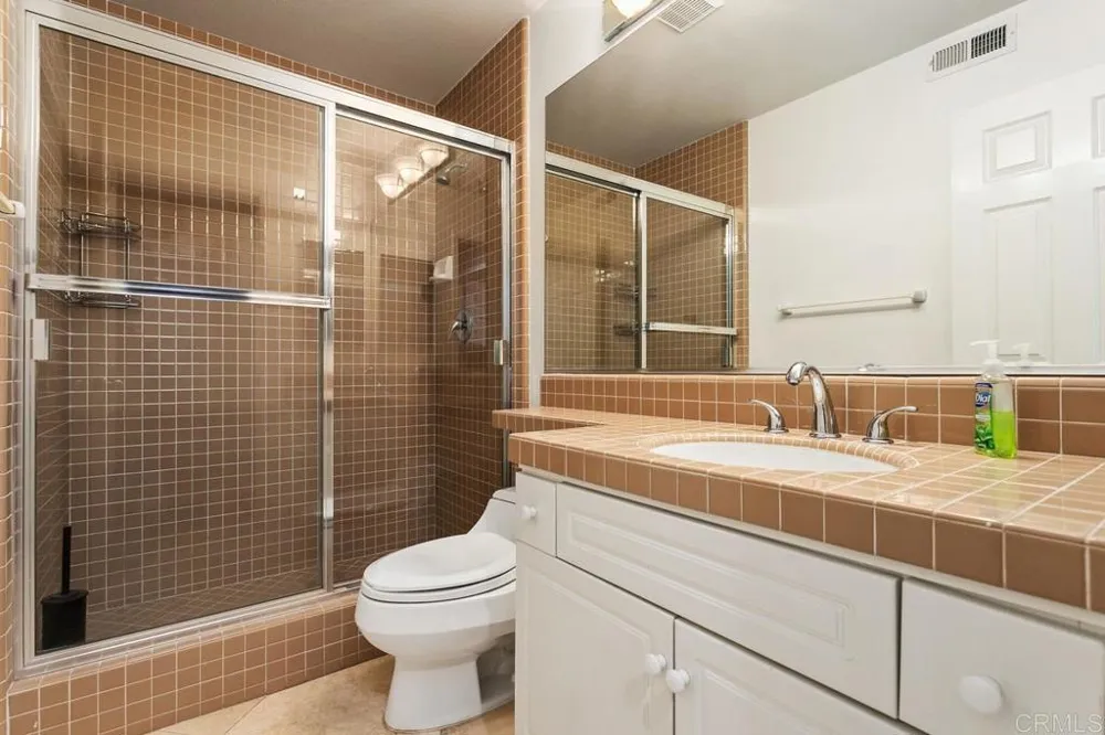 6947 Dusty Rose Place Carlsbad, CA 92011