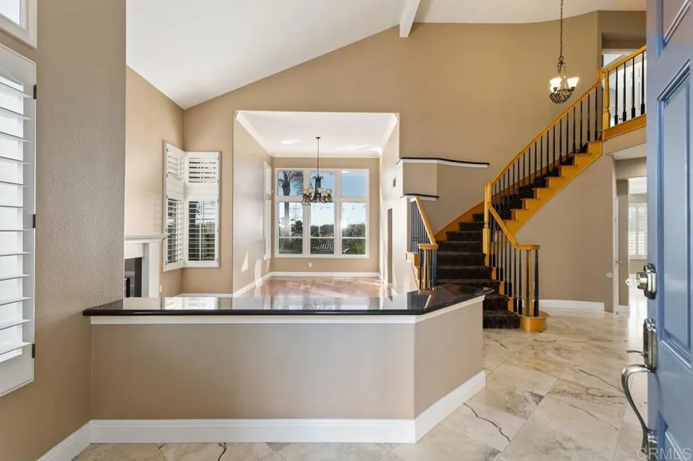 6947 Dusty Rose Place Carlsbad, CA 92011