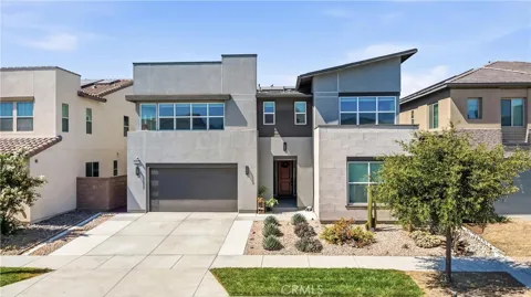 2653 E Scarlett Lane