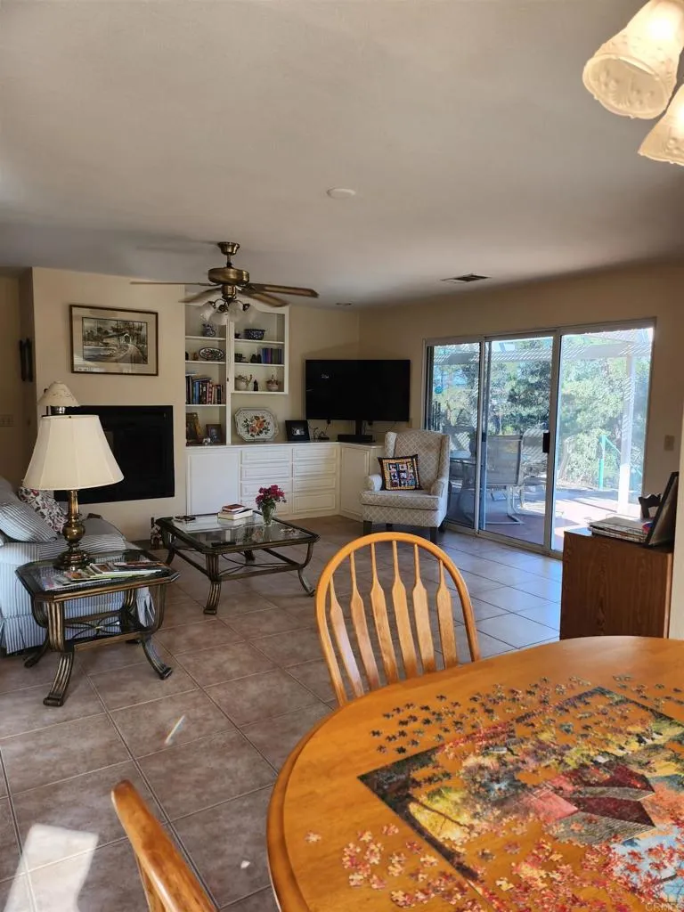 1066 RIDGE HEIGHTS DRIVE Fallbrook, CA 92028