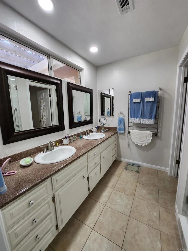1066 RIDGE HEIGHTS DRIVE Fallbrook, CA 92028