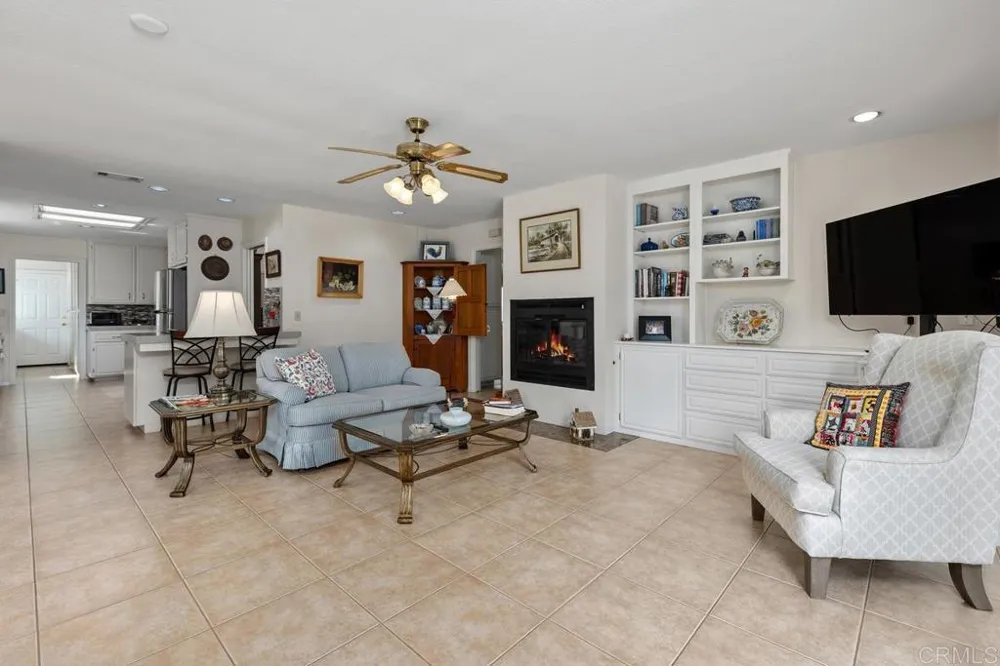 1066 RIDGE HEIGHTS DRIVE Fallbrook, CA 92028