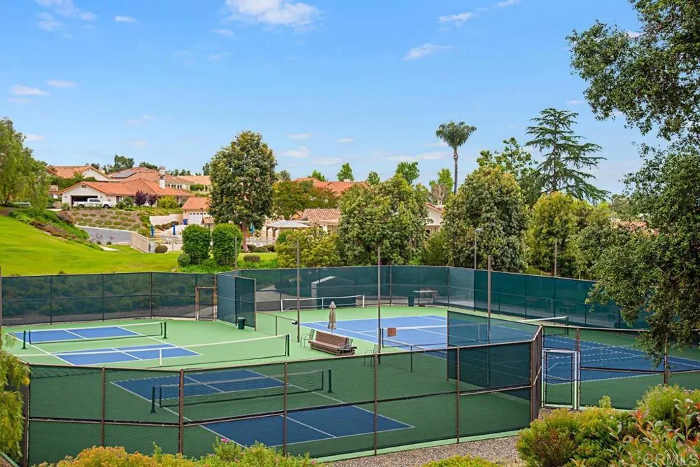 1066 RIDGE HEIGHTS DRIVE Fallbrook, CA 92028