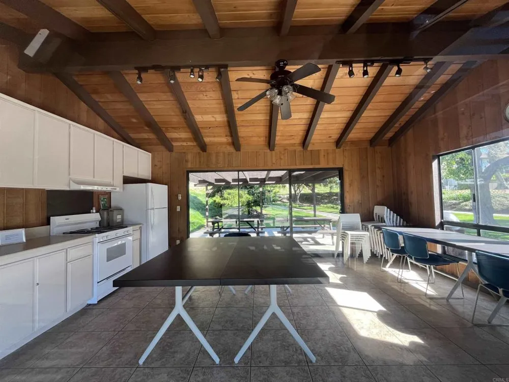2556 Ocean Cove Dr. Cardiff by the Sea, CA 92007