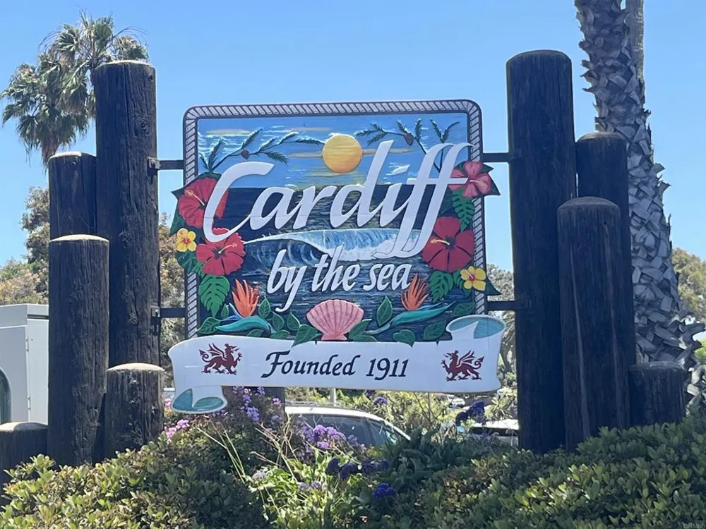 2556 Ocean Cove Dr. Cardiff by the Sea, CA 92007