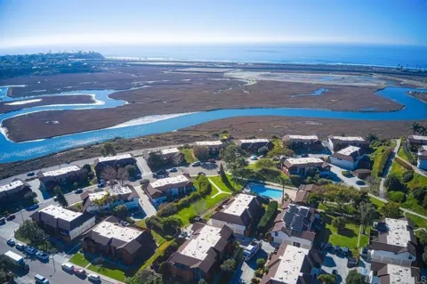 2556 Ocean Cove Dr.