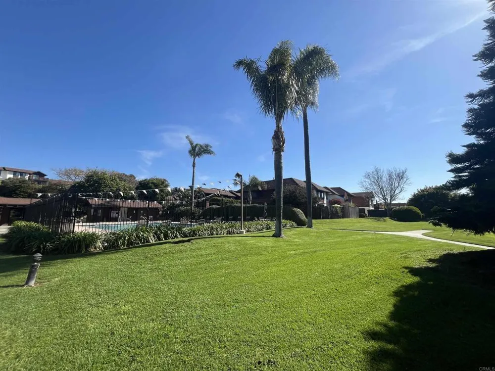 2556 Ocean Cove Dr. Cardiff by the Sea, CA 92007