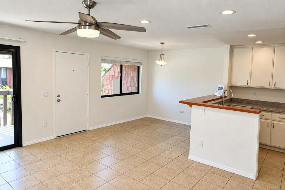 2556 Ocean Cove Dr. Cardiff by the Sea, CA 92007