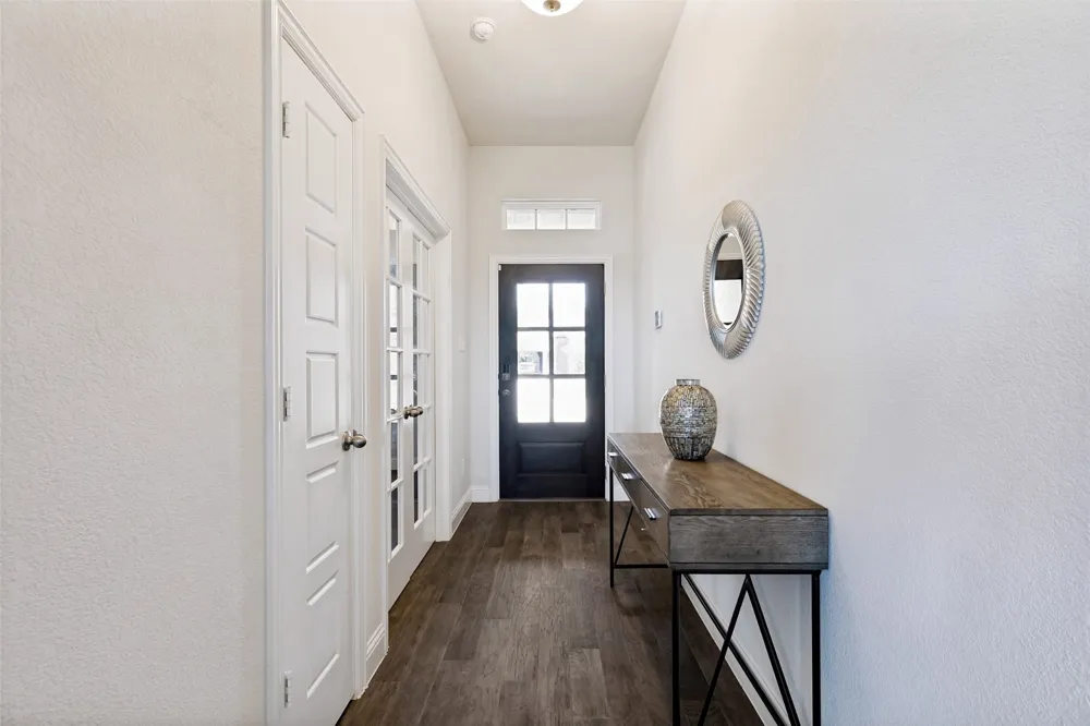 1404 Lakeview Drive Pelican Bay, TX 76020