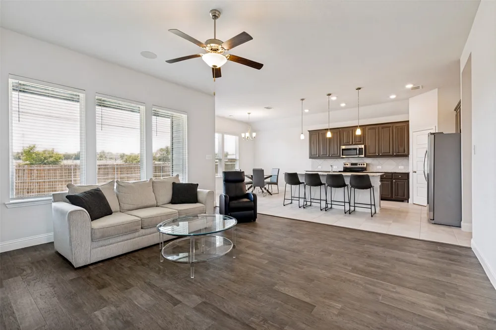1404 Lakeview Drive Pelican Bay, TX 76020