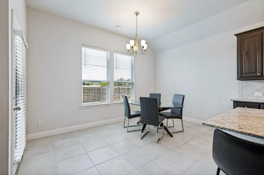 1404 Lakeview Drive Pelican Bay, TX 76020