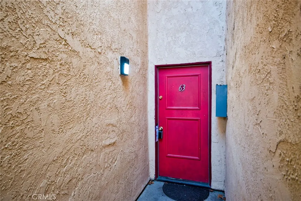 16459 Joy Street Lake Elsinore, CA 92530