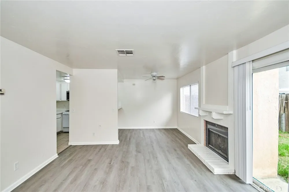 16459 Joy Street Lake Elsinore, CA 92530