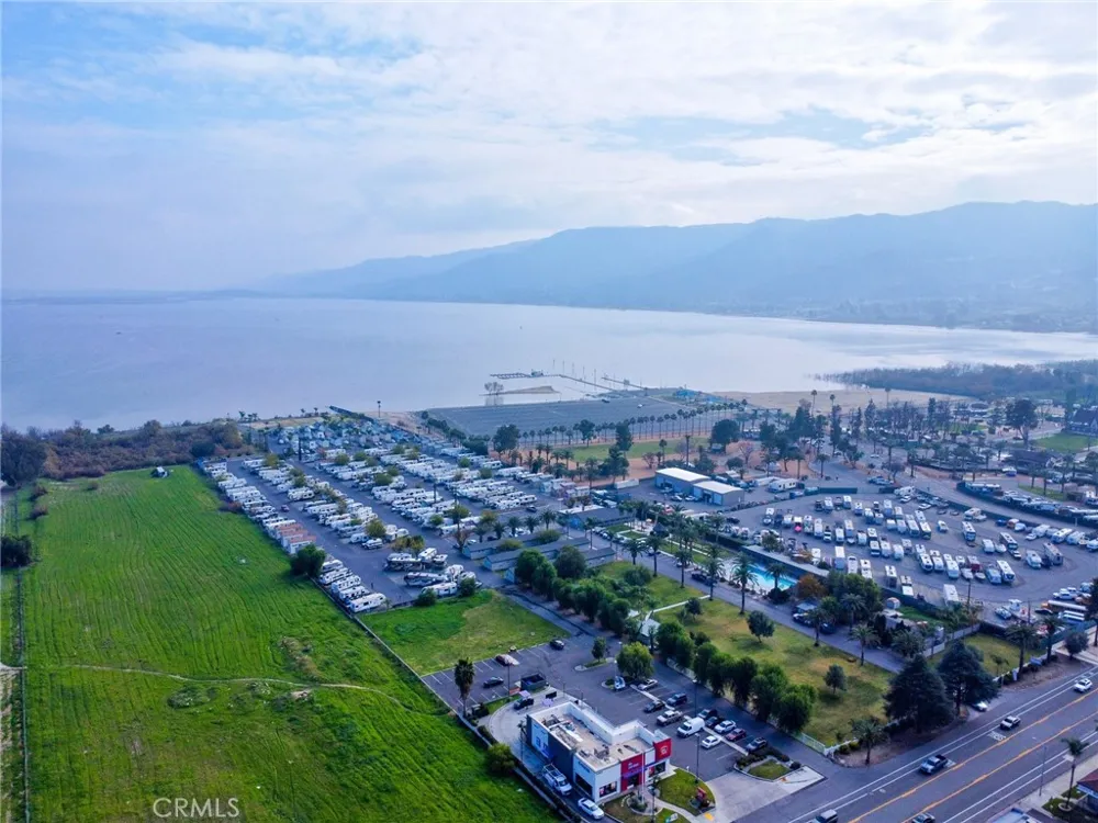 16459 Joy Street Lake Elsinore, CA 92530