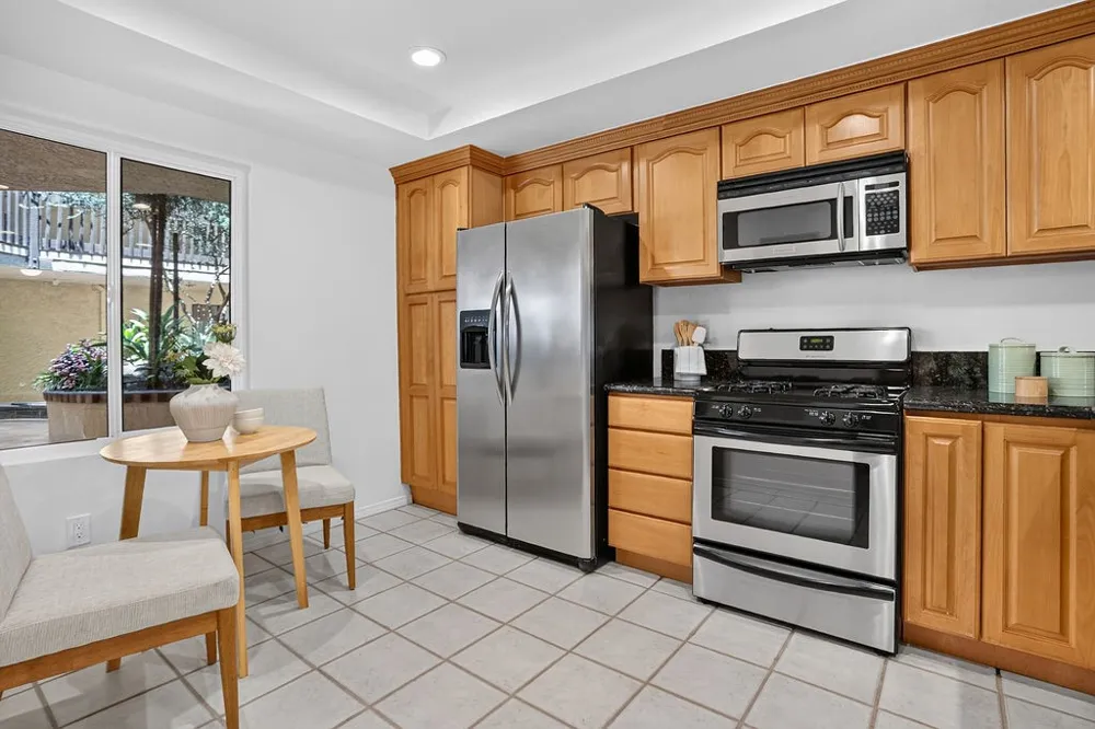 4835 E Anaheim Street #105 Long Beach, CA 90804