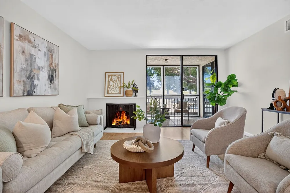4835 E Anaheim Street #105 Long Beach, CA 90804
