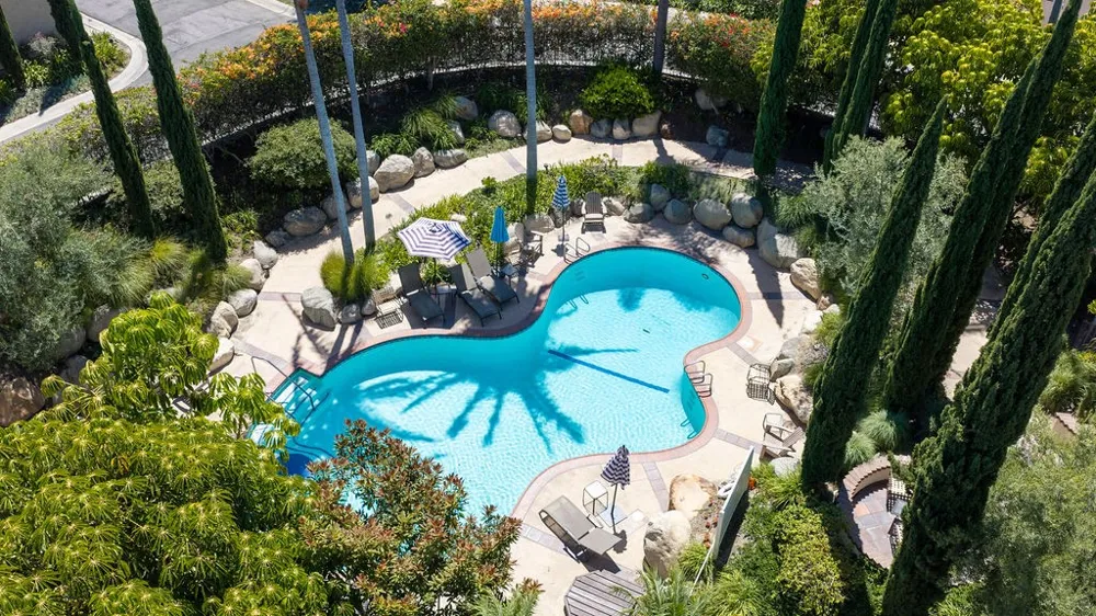 4835 E Anaheim Street #105 Long Beach, CA 90804