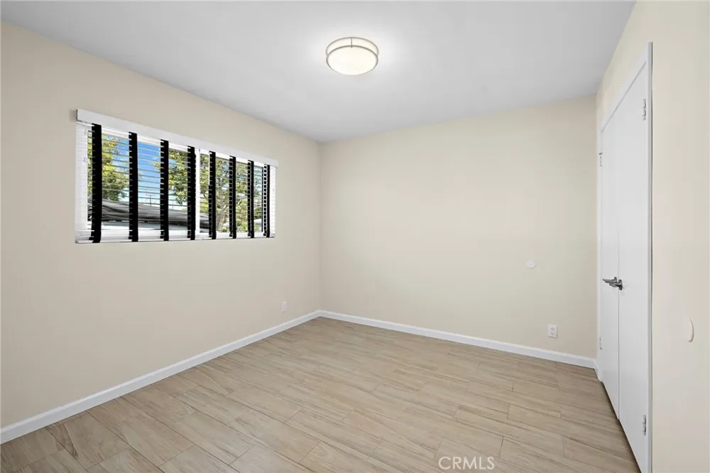 916 E Jonquil Santa Ana, CA 92705