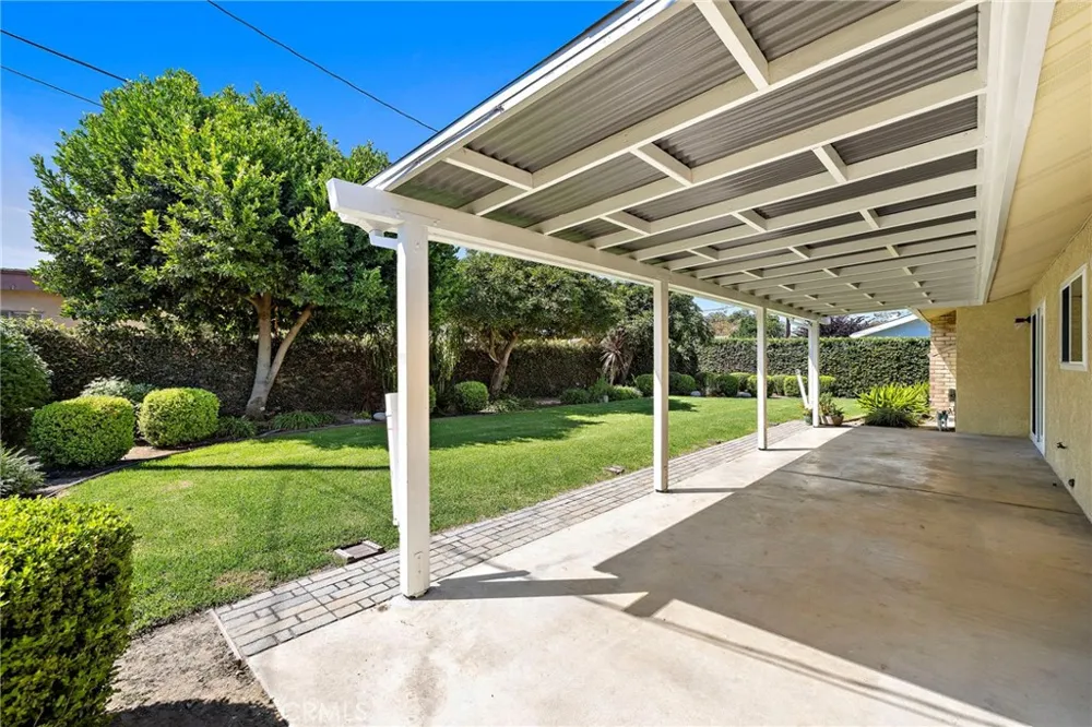 916 E Jonquil Santa Ana, CA 92705