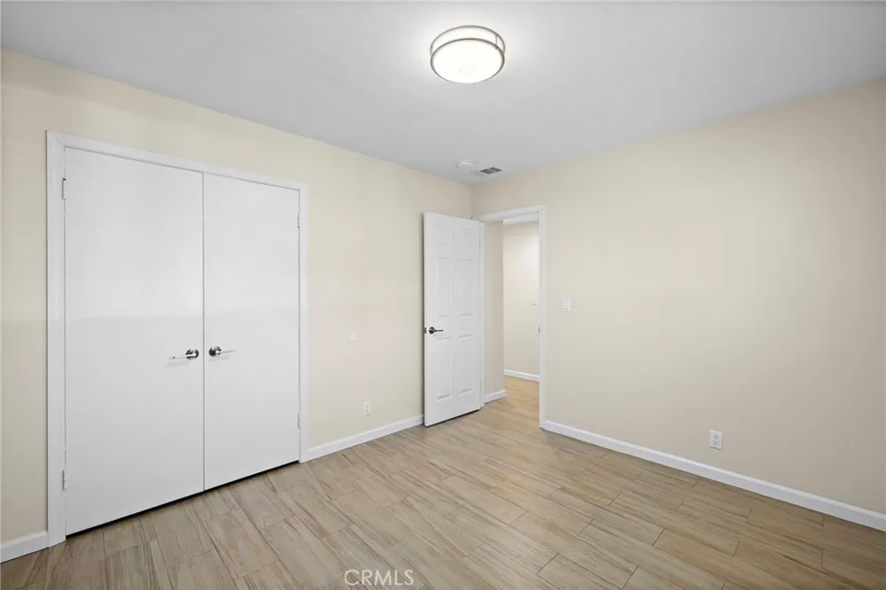 916 E Jonquil Santa Ana, CA 92705