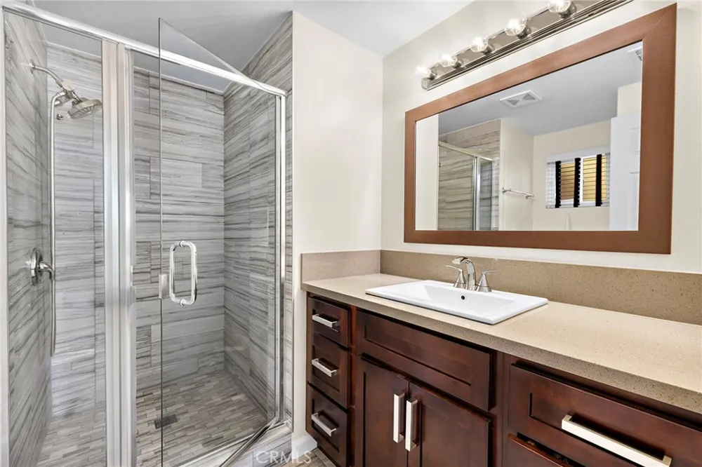 916 E Jonquil Santa Ana, CA 92705