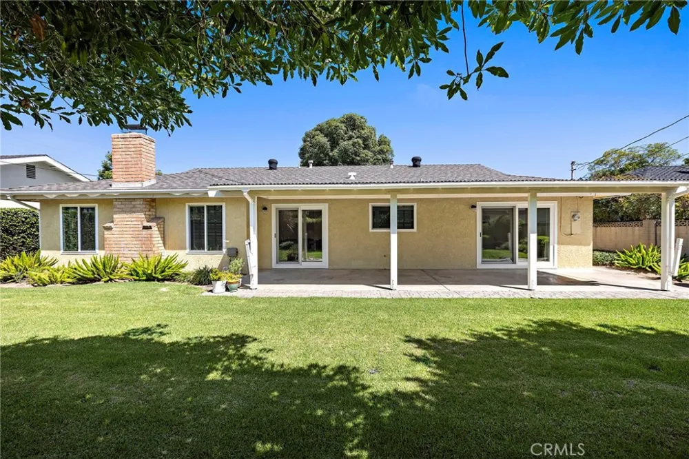 916 E Jonquil Santa Ana, CA 92705