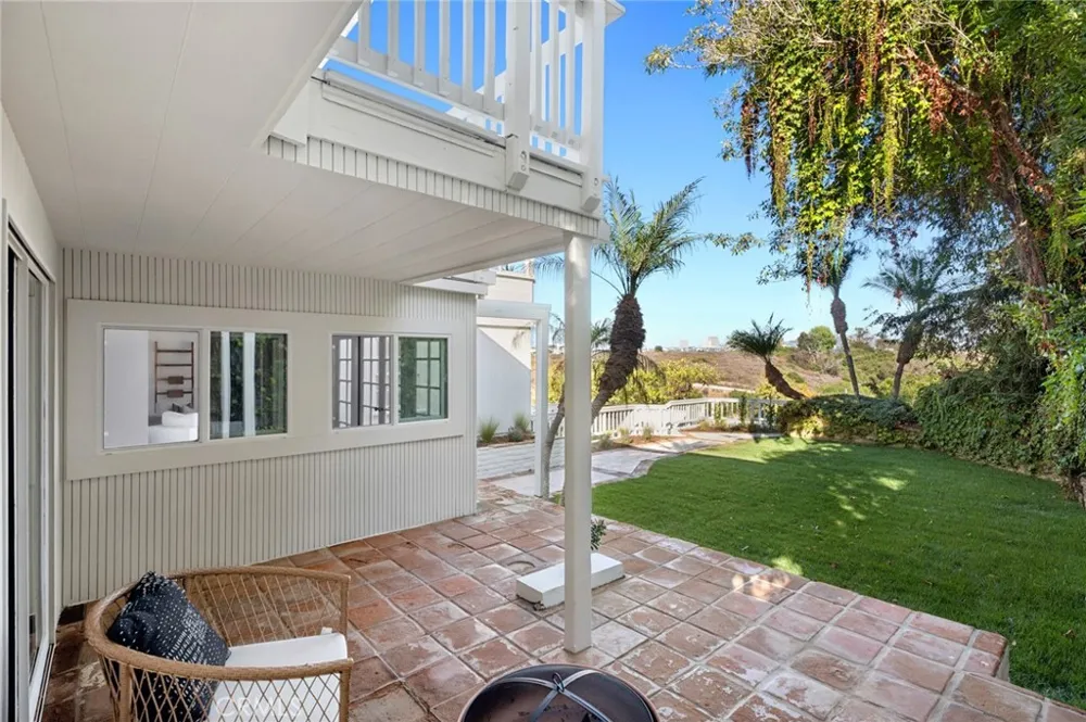 608 Saint James Place Newport Beach, CA 92663