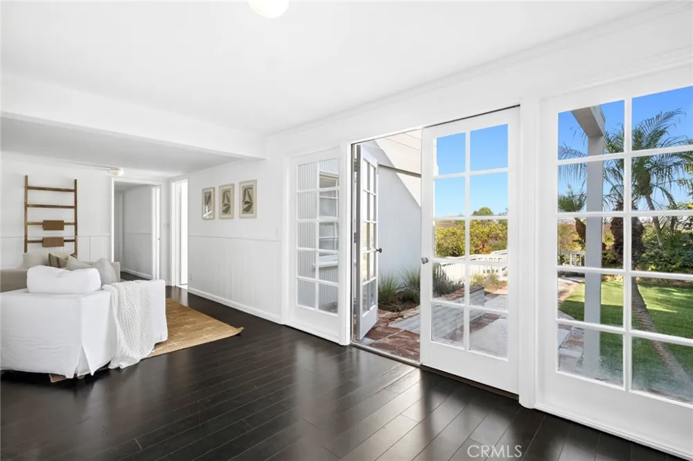 608 Saint James Place Newport Beach, CA 92663